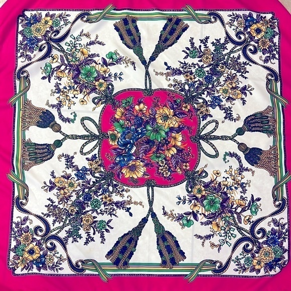 SCARF square colorful and elegant, floral print, quality polyester 31”x31” - Picture 1 of 10